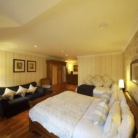 Hotell The Fairview Boutique Cill Airne