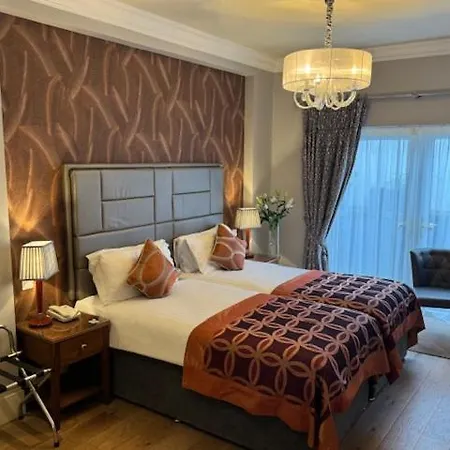 The Fairview Boutique كيلارني