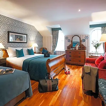 The Fairview Boutique فندق كيلارني