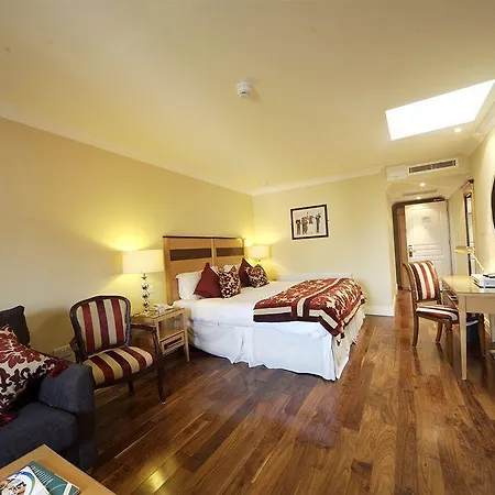 The Fairview Boutique 4* كيلارني