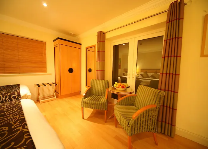 Отель The Fairview Boutique Килларни