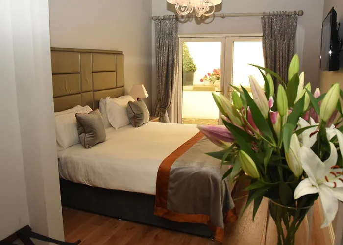 Отель The Fairview Boutique